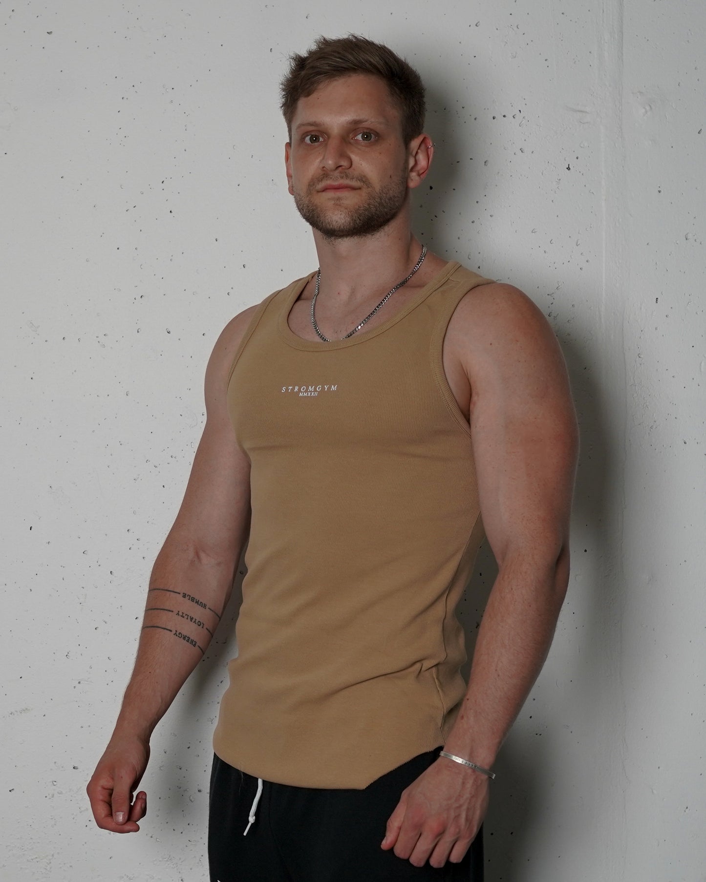 NEW ERA RIBBED TANK BROWN