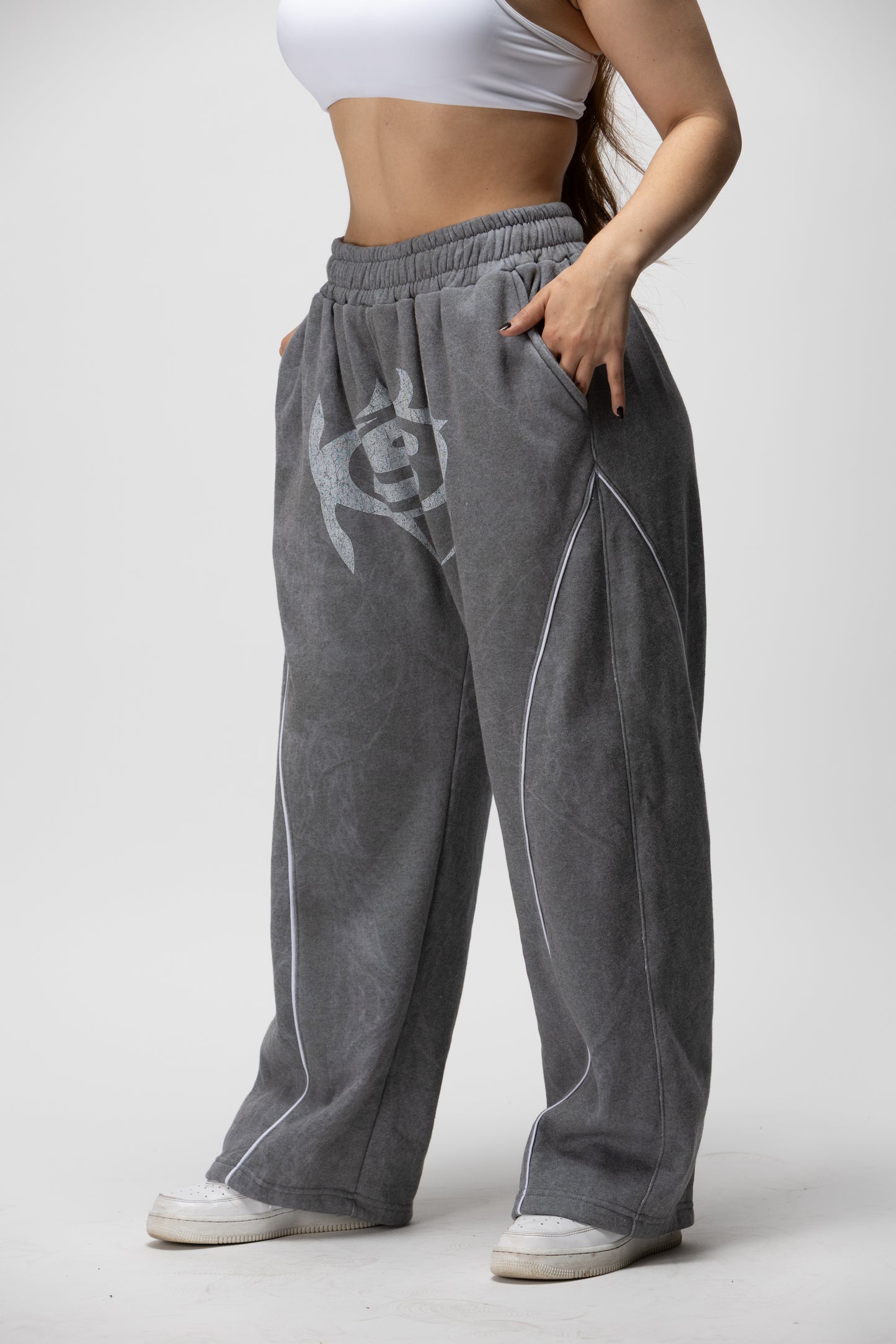 Grind graphite jogger