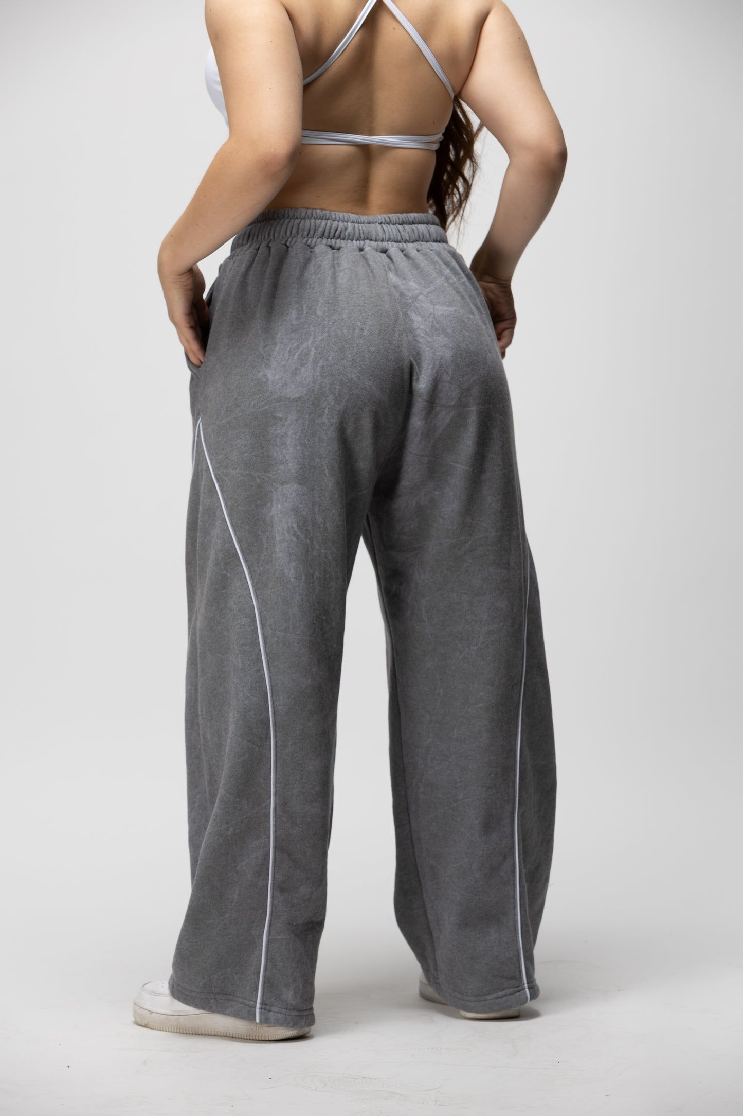 Grind graphite jogger
